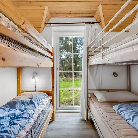 Prázdninový dům Family-friendly With Pool And Close To The North Sea Harboør