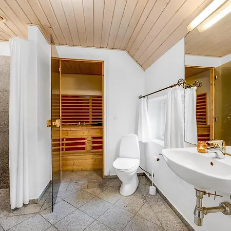 Prázdninový dům Family-friendly With Pool And Close To The North Sea *