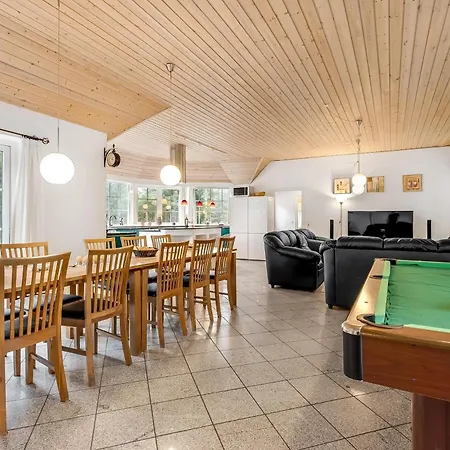 Family-friendly With Pool And Close To The North Sea, * Harboor